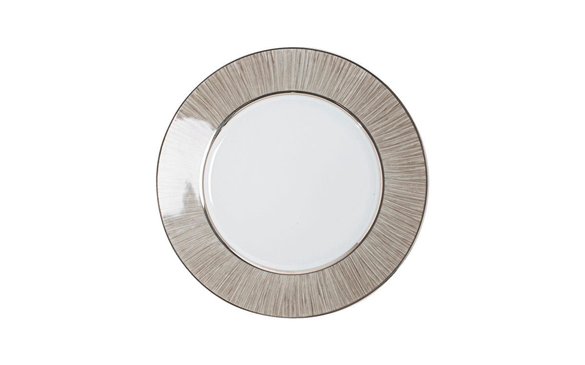 Carbone, Charger plate