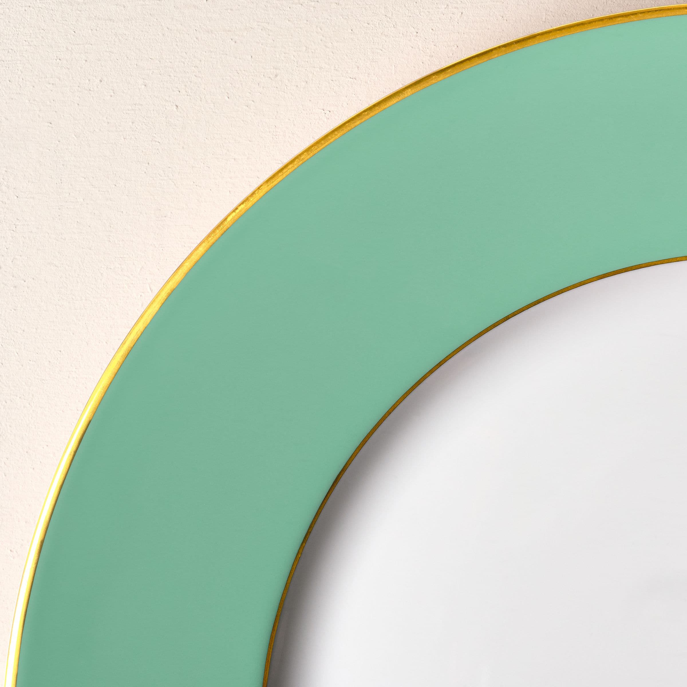 Colour Vert Menthe, Gold finish