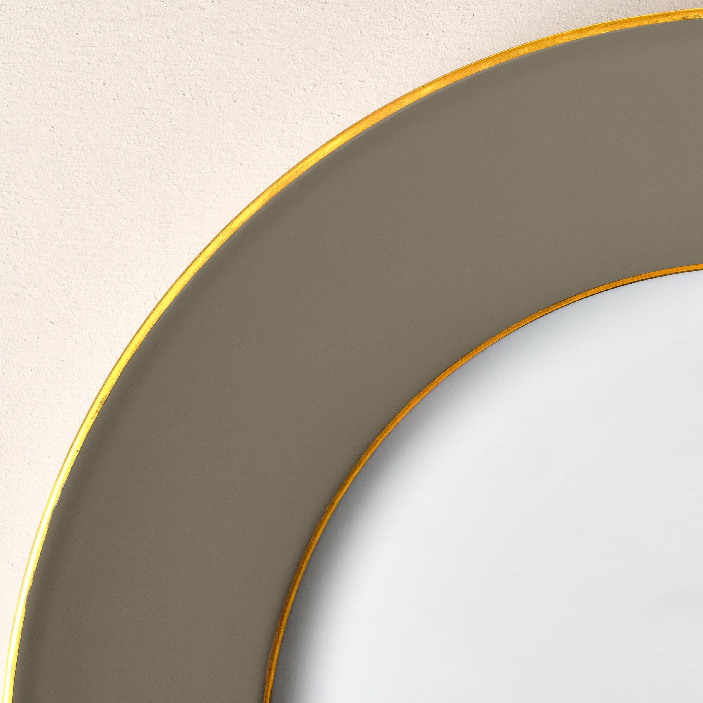 Colour Moka Léger, Gold finish