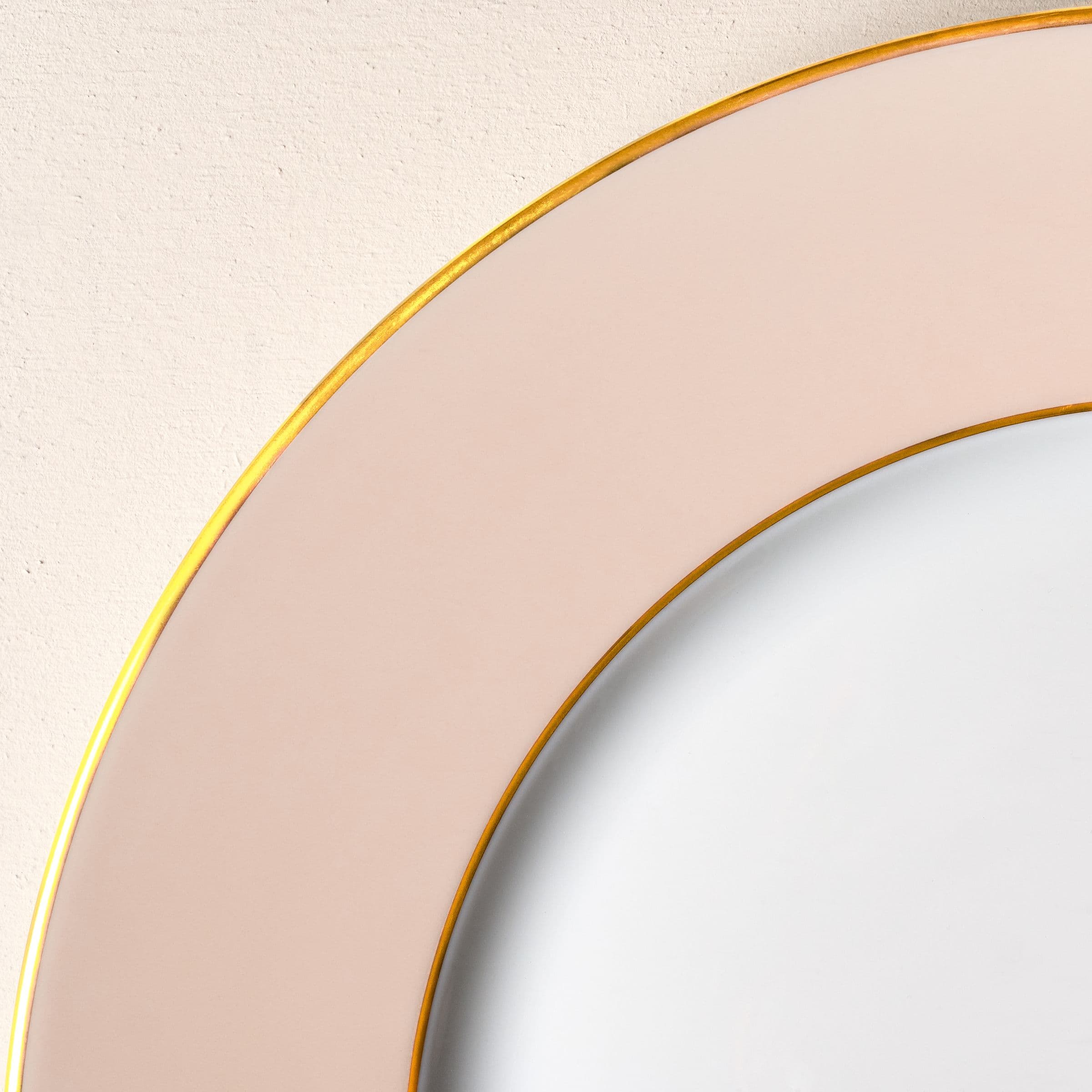 Colour Pétale de Rose, Gold finish