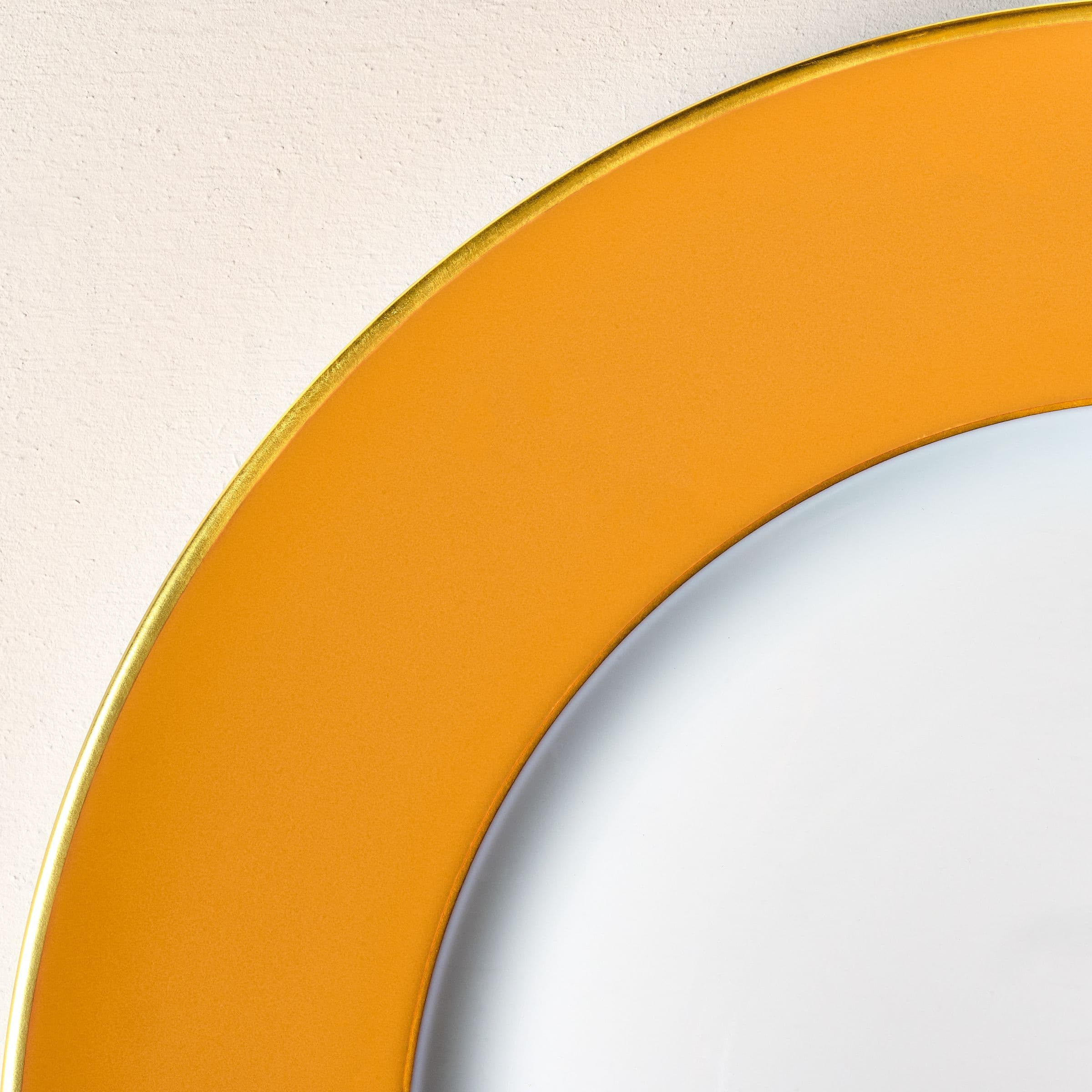 Colour Orange, Gold finish