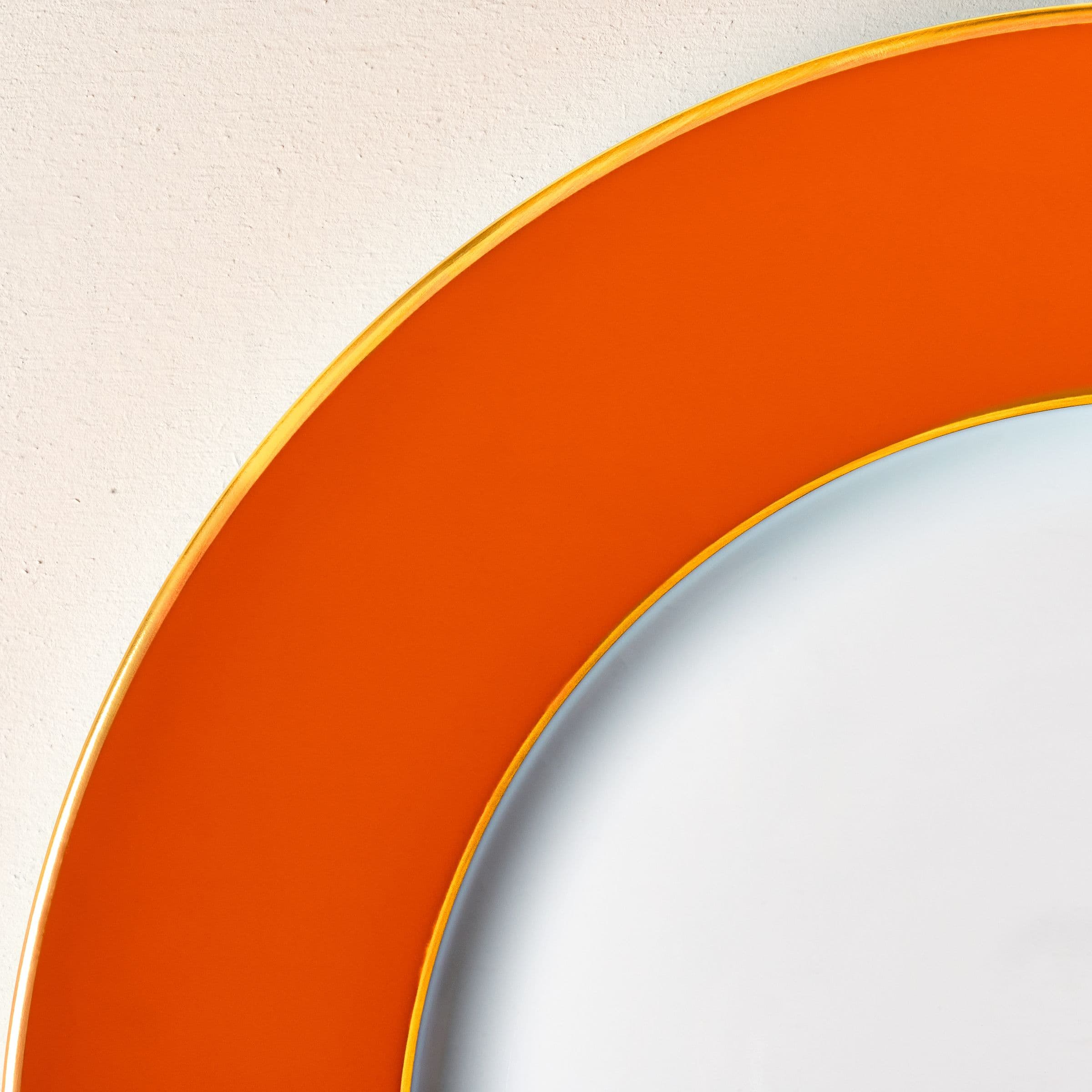 Colour Mandarine, Gold finish